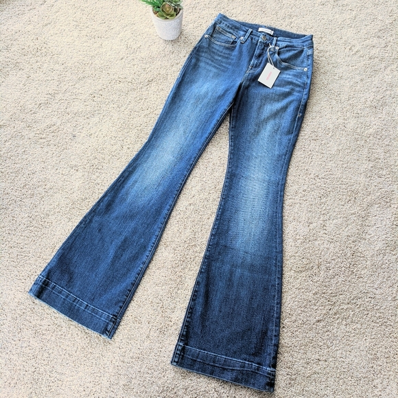 Good American Good Flare Jeans - Picture 2 of 8